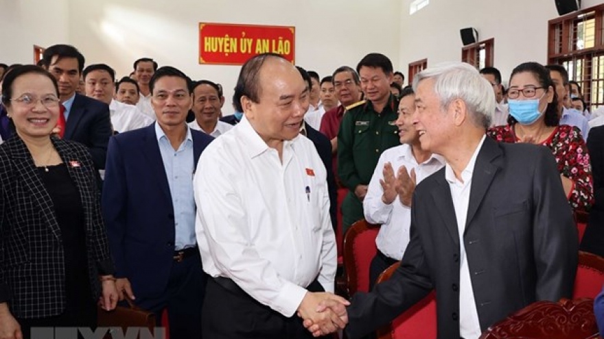 Prime Minister meets voters in Hai Phong